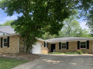 2512 Combes St, Urbana, IL