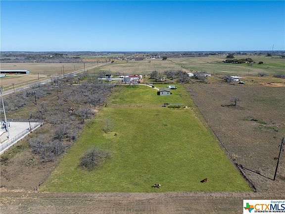 3rd image of 82 Olvera Ln