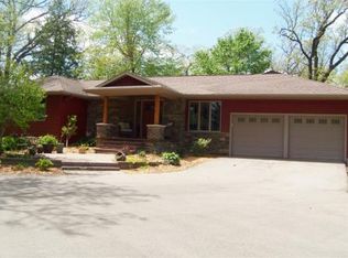 19324 Quince Ave, Mason City, IA 50401