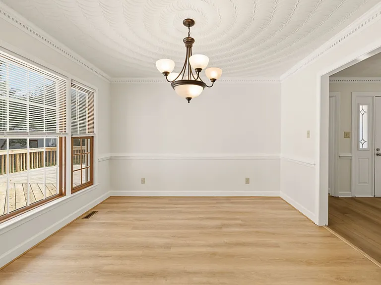 512 Bonsack Ct — Photo 10