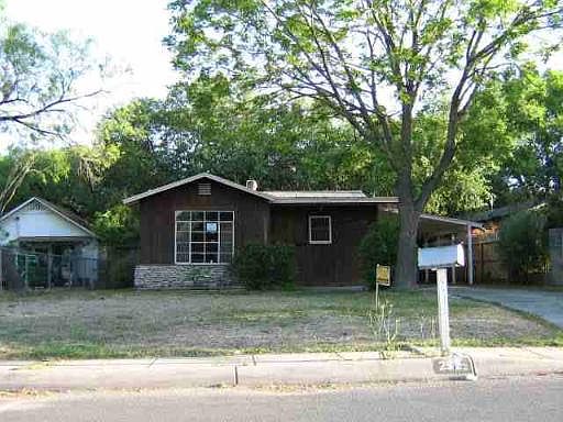 1st image of 222 GROSVENOR BLVD