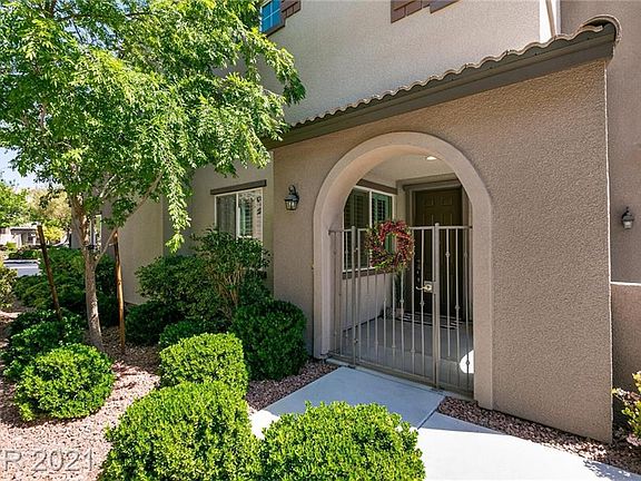3rd image of 11417 Ogden Mills Dr Unit 104