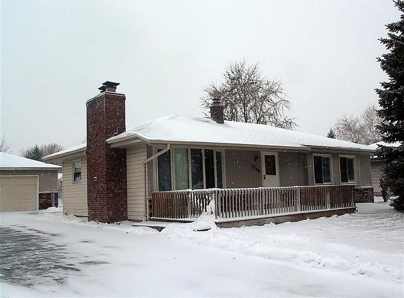 7509 S Quincy