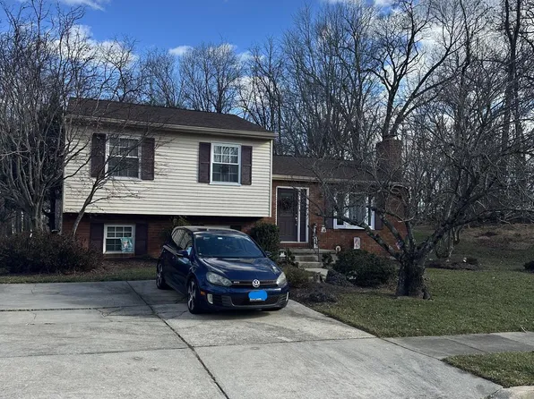 3502 Parkfalls Dr, Baltimore, MD 21236