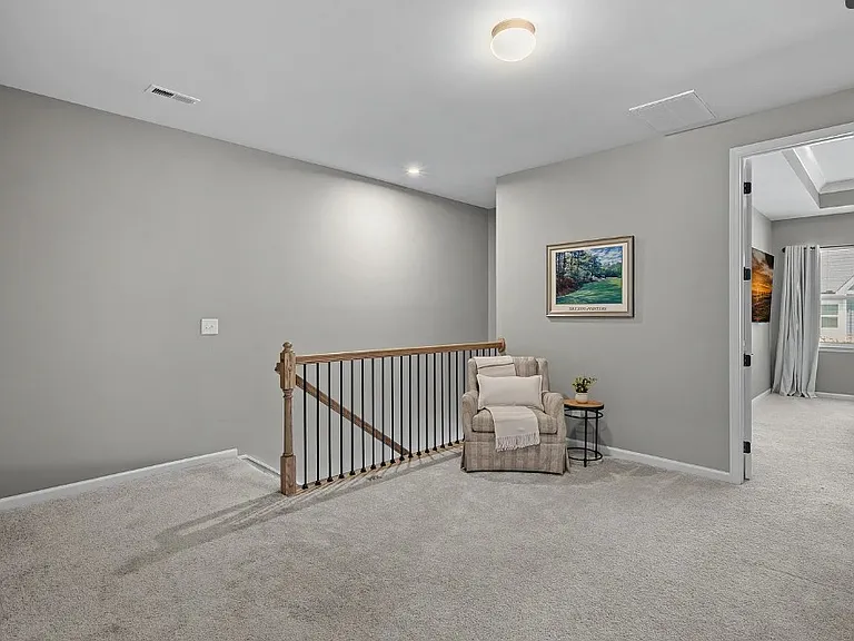 118 Berkeley Ave #D — Photo 11