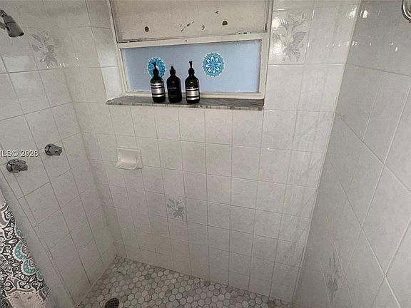 5th image of 7904 West Dr APT 107