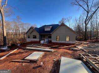 219 Signing Tree Ln, Clarkesville, GA 30523