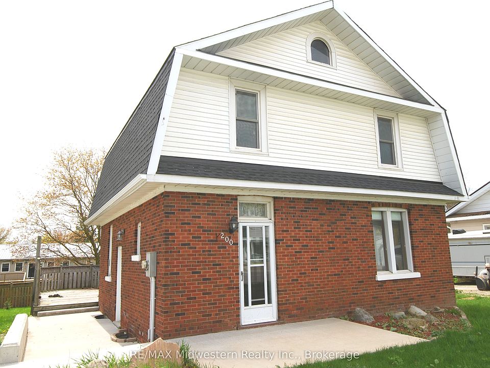 1st image of 200 Elora St S