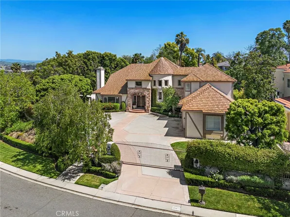 25472 Rapid Falls Rd, Laguna Hills, CA 92653