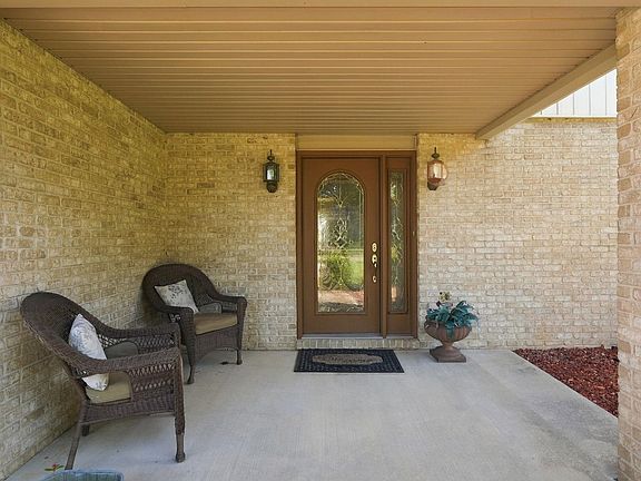 4th image of 8504 N Wilderness Rd
