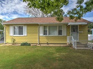 26 Medial Pl, Decatur, IL 62521
