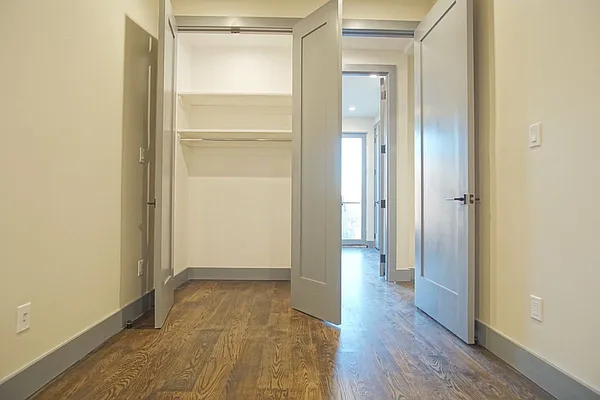 Rented by ERNY LLC | media 18