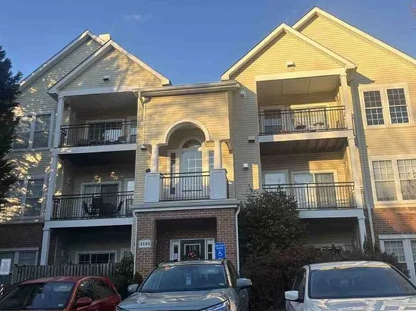 4144 Fountainside Ln Unit 103, Fairfax, VA 22030