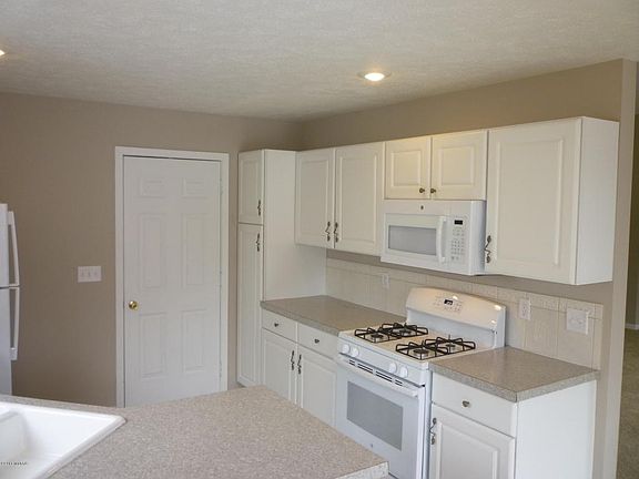 5th image of 14372 Pine Creek Dr