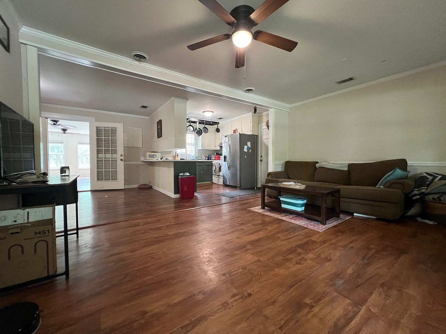 3 bed, 1.5 bath, 1585 sqft, $1,500 — Photo 4