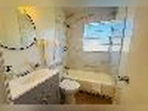 Kingston Courtyard, 922 E Brownlee St, Starke, FL 32091
