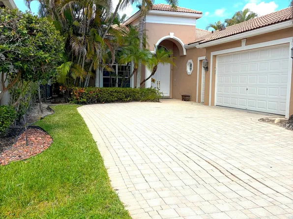 4034 Manchester Lake Drive, Wellington, FL 33449