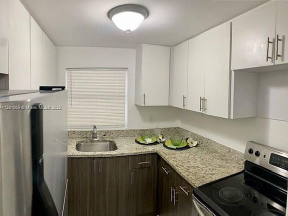 2nd image of 551 NW 41st St #2