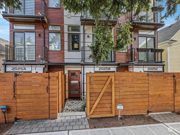 2025 B NW 62nd Street, Seattle, WA 98107