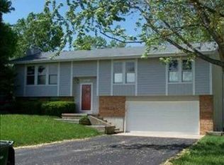 5249 NW Brickyard Rd, Topeka, KS 66618