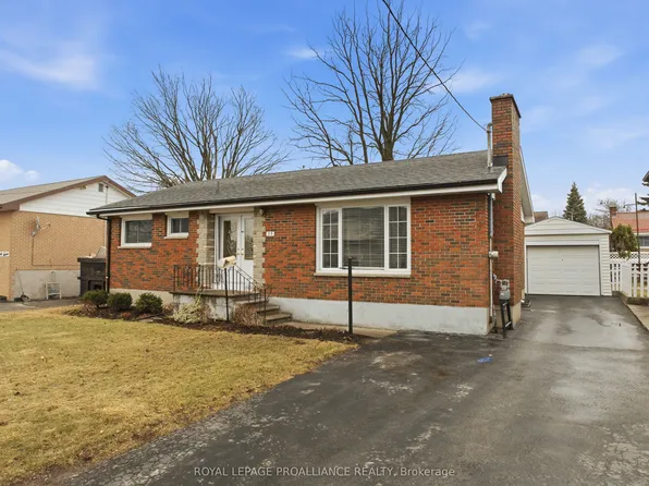 35 King George Sq, Belleville, ON K8P 2A7