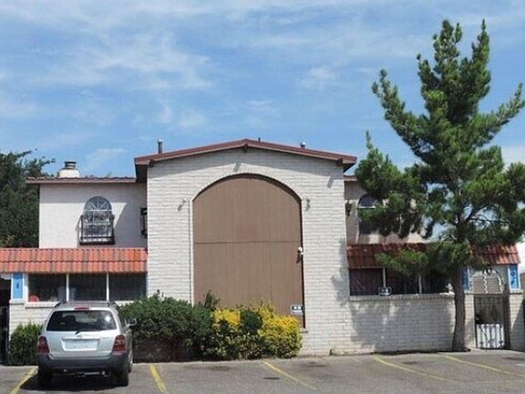 5th image of 812 Ortiz Dr SE APT 3