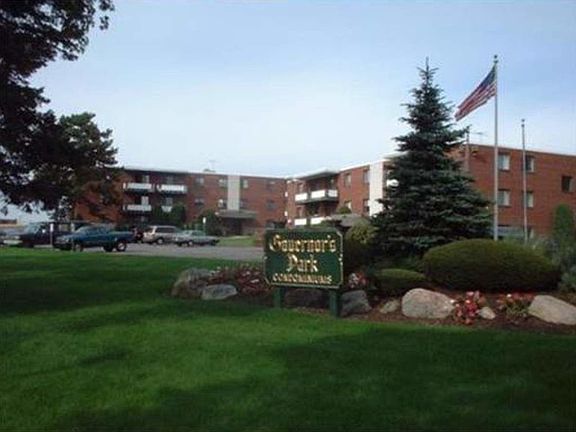 2nd image of 800 Governors Dr