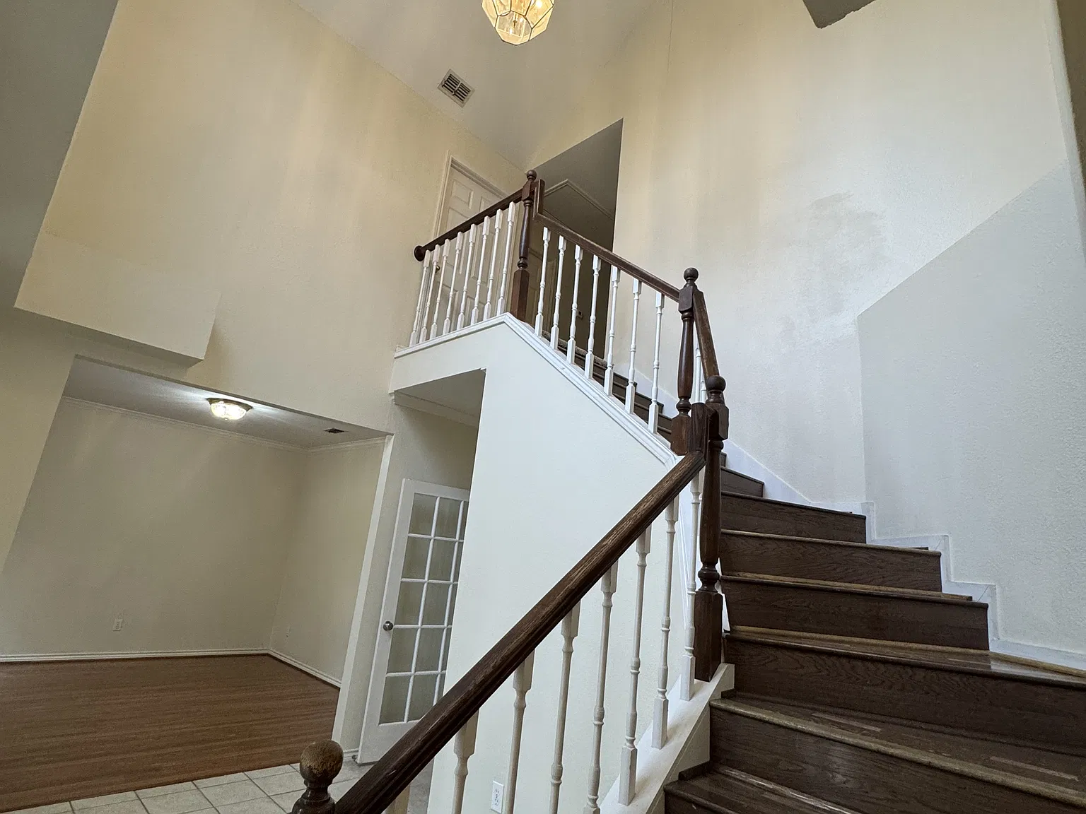 Bevington Drive 7033 - 1 — Photo 4