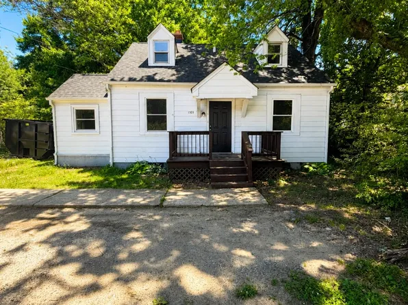 1321 Hopkins Rd, Richmond, VA 23224