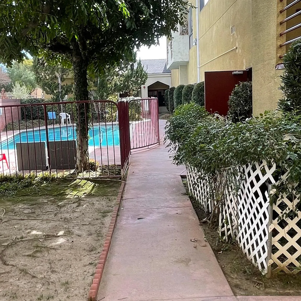847 Padilla St — Photo 3