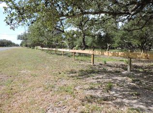 1409 8th St, Rockport, TX 78382