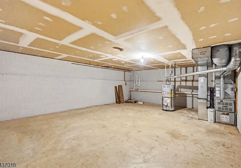 130 Smithfield Ct — Photo 19