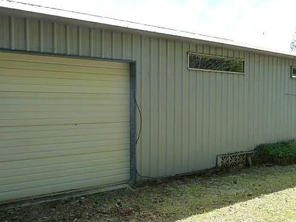5th image of 700 N 8th St