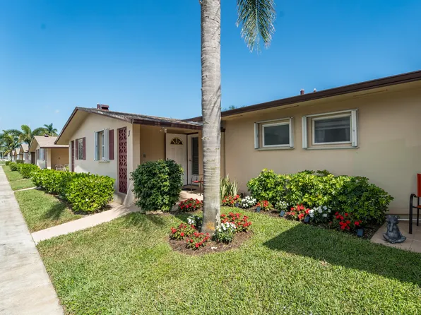 2950 Crosley Drive E #J, West Palm Beach, FL 33415