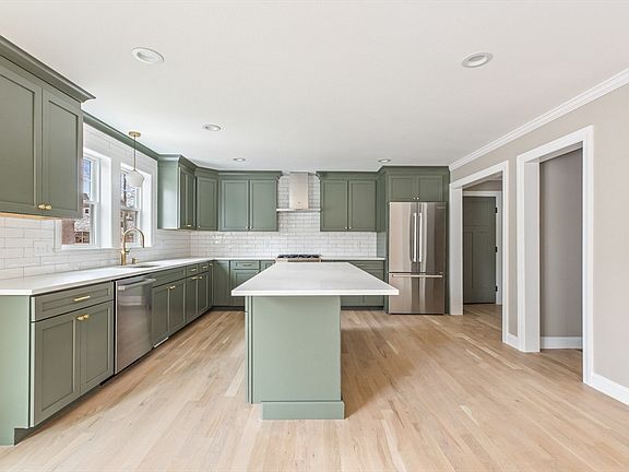5th image of 97 Herring Brook Way