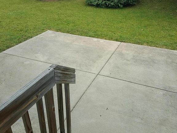 5th image of 328 Lake Crossing Ave