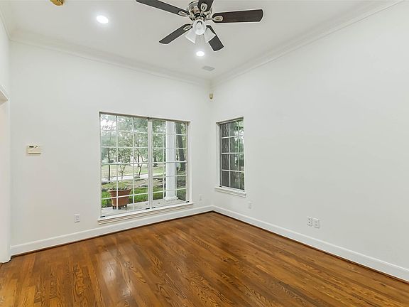 5th image of 82 Broad Cove Ln