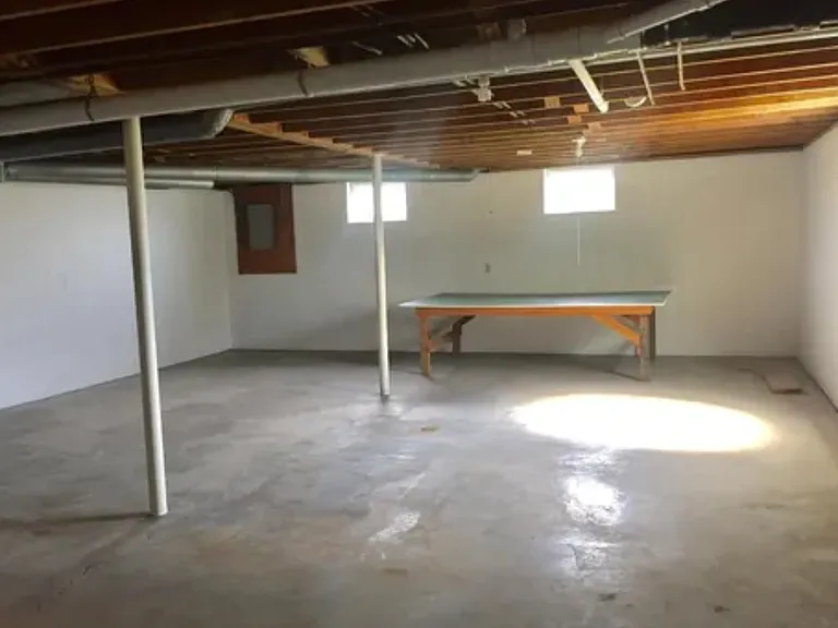 145 Falls St — Photo 10