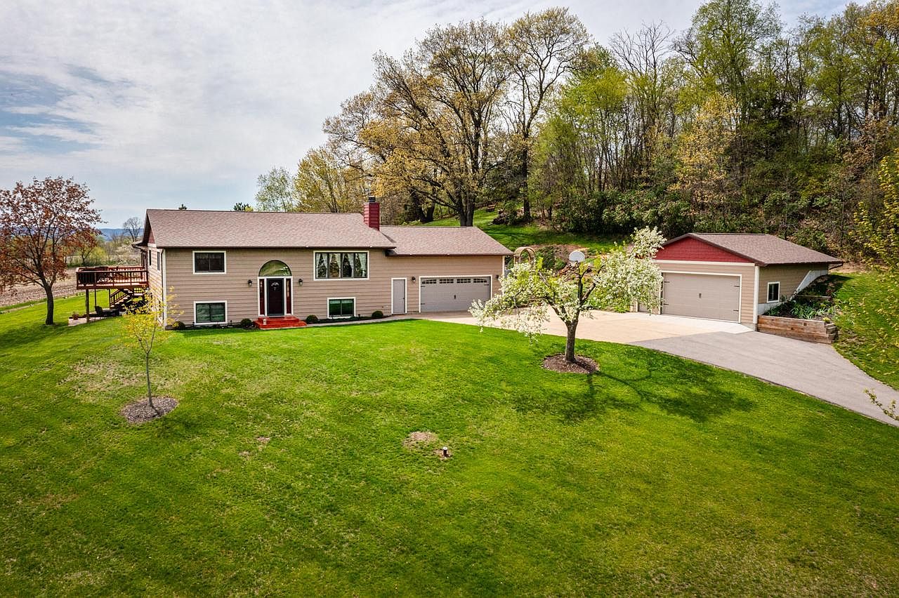 4250 County Highway BC, Sparta, WI 54656 | Zillow