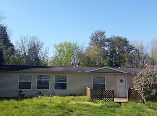 165 Julian Dr, Luttrell, TN 37779