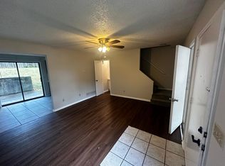 8606 NW 83rd Ter #B, Kansas City, MO 64152