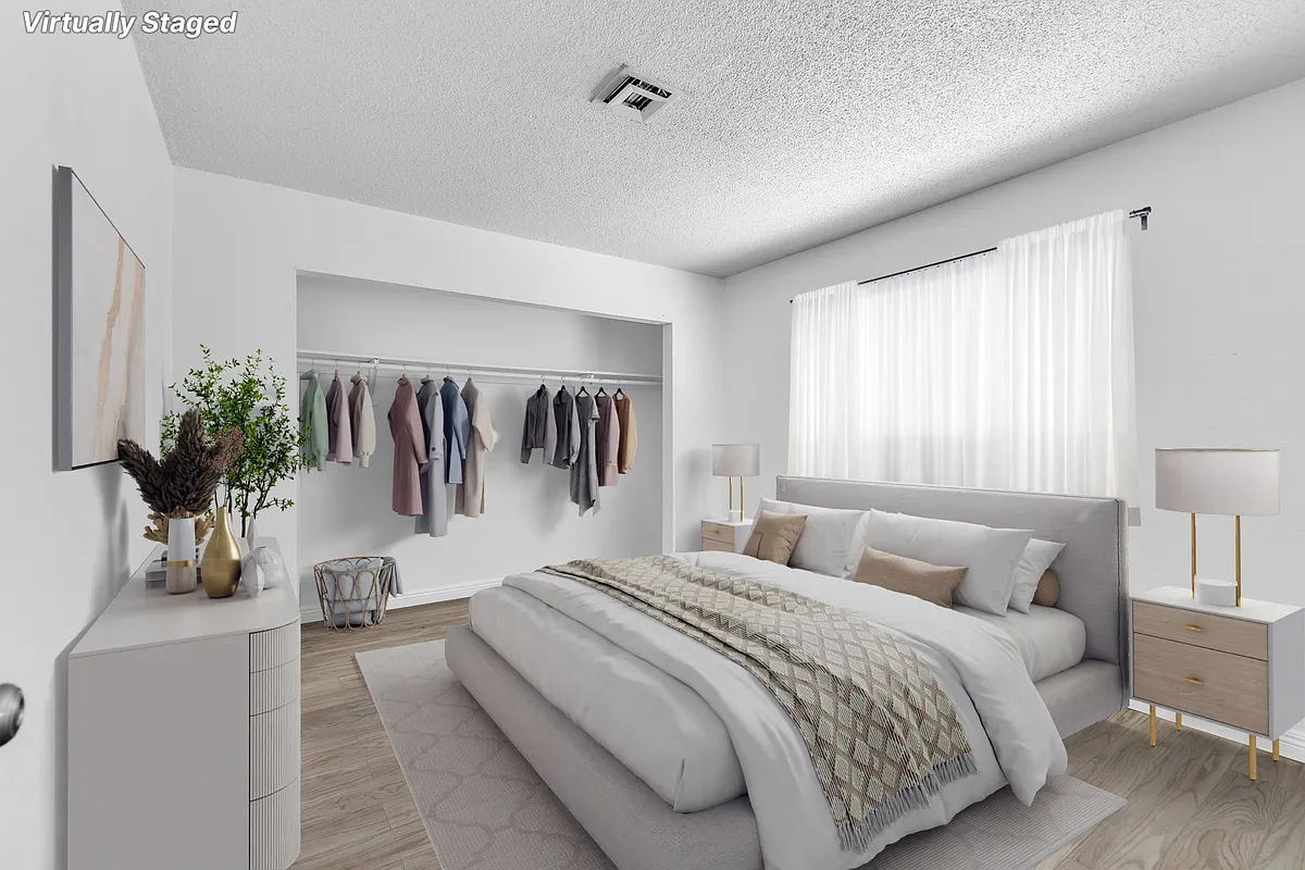 Building Photo - 2508 E Mesquite Ave #4