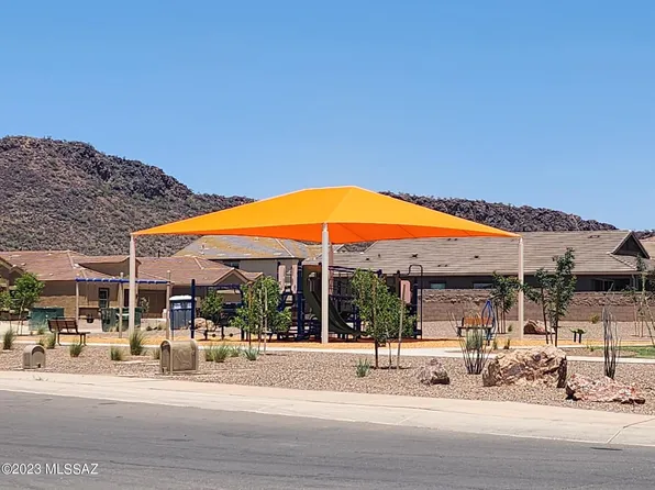 8764 W Red Spike Ice Dr, Marana, AZ 85653