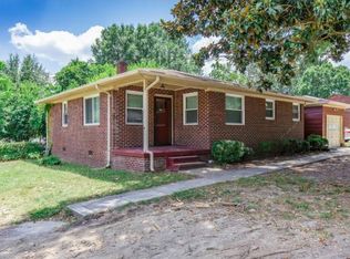 825 N Graham Hopedale Rd, Burlington, NC 27217