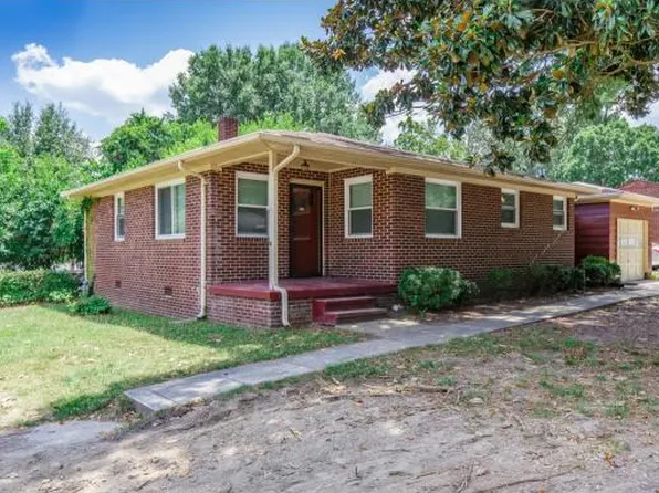 825 N Graham Hopedale Rd, Burlington, NC 27217