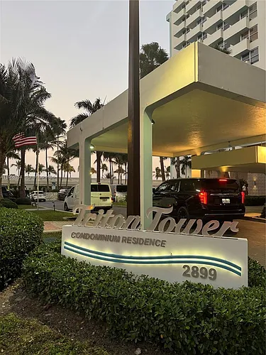 2899 Collins Ave #936 Photo 1