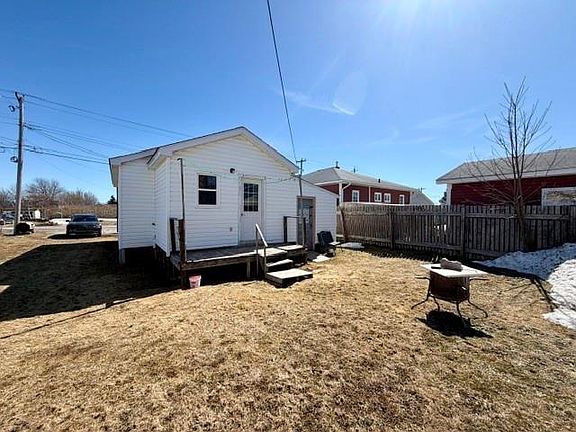 4th image of 71 St. Clare Avenue