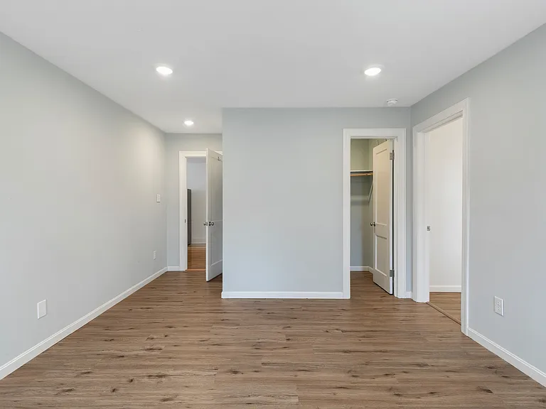 5309 Gillespie Ave — Photo 8