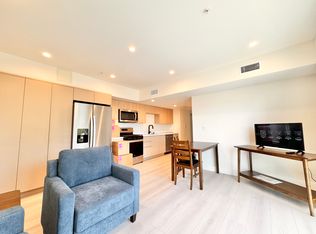 226 N Berendo St #303, Los Angeles, CA 90004