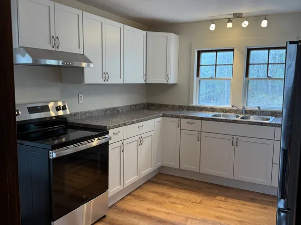 238 Atlantic Ave, North Hampton, NH 03862